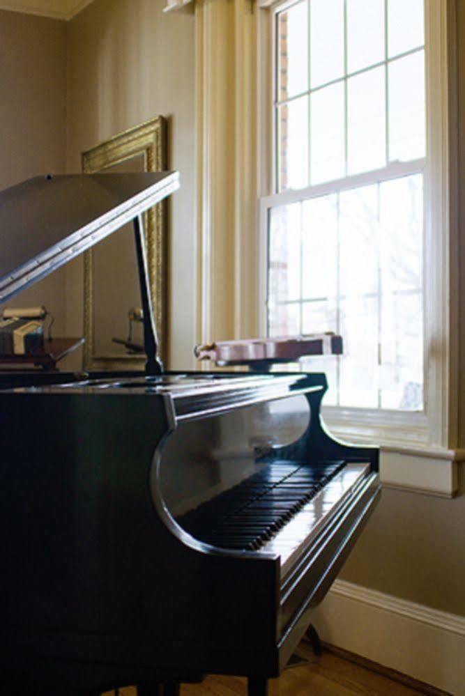 Hill Crest Bed & Breakfast Clifton Forge Εξωτερικό φωτογραφία